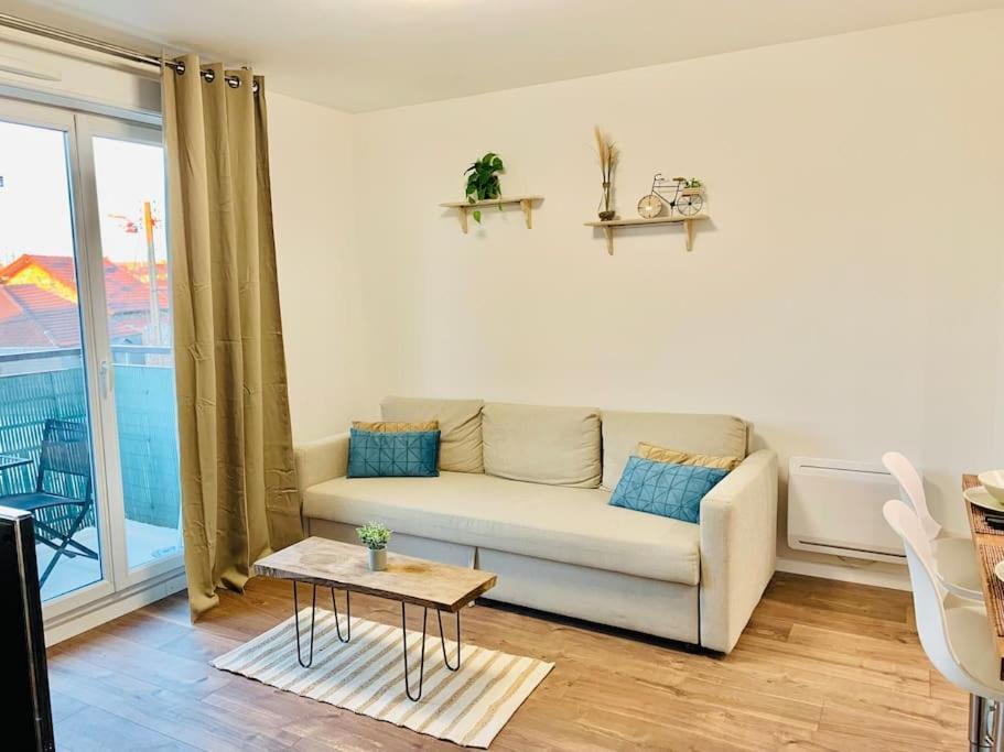 Appartement T2 Ideal Pour Familles Ou Sejour D Affaire أورْجونْتُيْ المظهر الخارجي الصورة